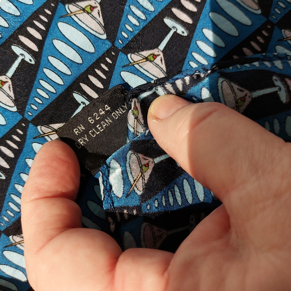 Vintage Nicole Miller Silk Blue and Black Martini Glass Patterned Scarf EUC - Picture 3 of 8